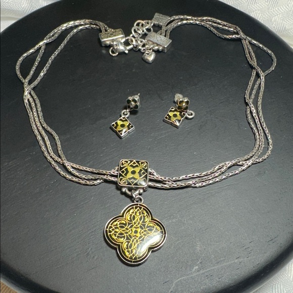 2 pc set Brighton collectibles necklace Celtic Medallion gold black & earrings - Picture 1 of 9